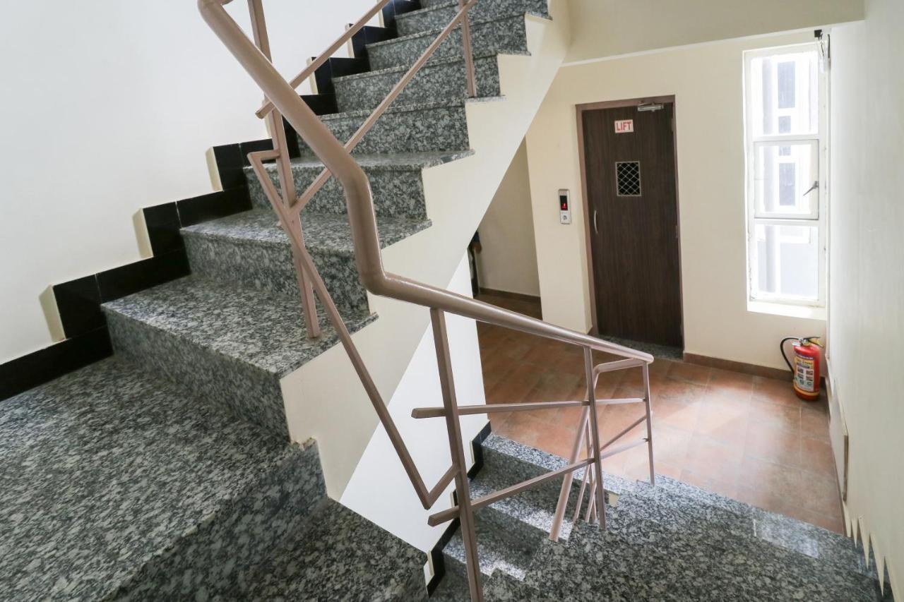 Oyo 63903 Hotel Shree Ram Villa Dwārka Екстериор снимка