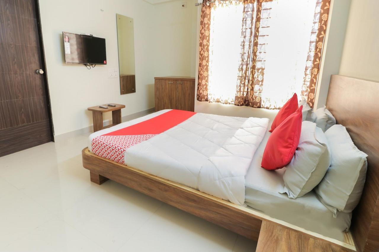Oyo 63903 Hotel Shree Ram Villa Dwārka Екстериор снимка