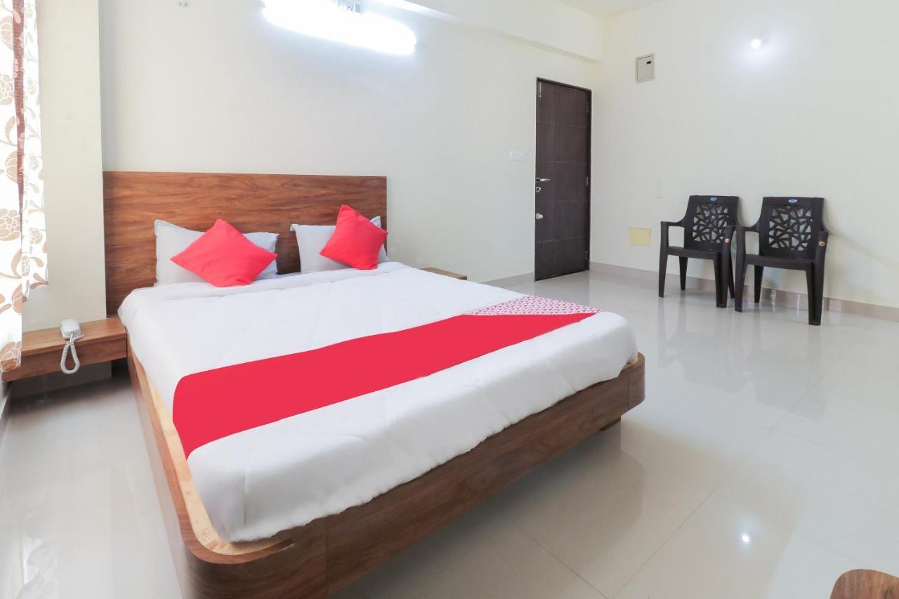 Oyo 63903 Hotel Shree Ram Villa Dwārka Екстериор снимка