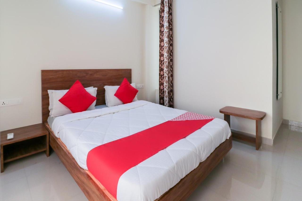 Oyo 63903 Hotel Shree Ram Villa Dwārka Екстериор снимка